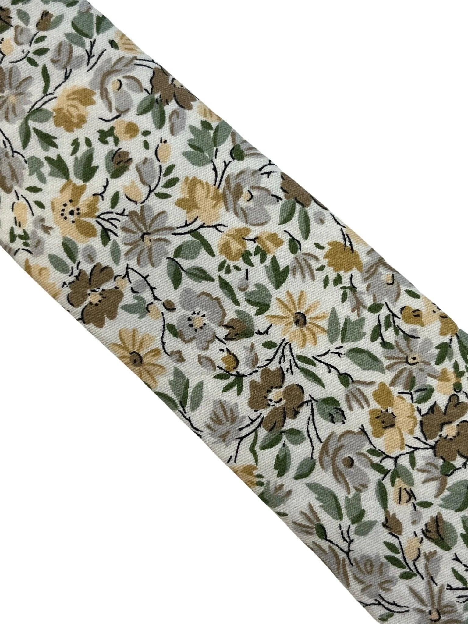 Ivory cotton English wildflower garden design cotton tie by Frederick Thomas Handmade Mens Ties