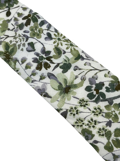 Green And White Tie With Wildflower English Meadow Spring Floral Design - Handmade By Frederick Thomas by Frederick Thomas Handmade Mens Ties