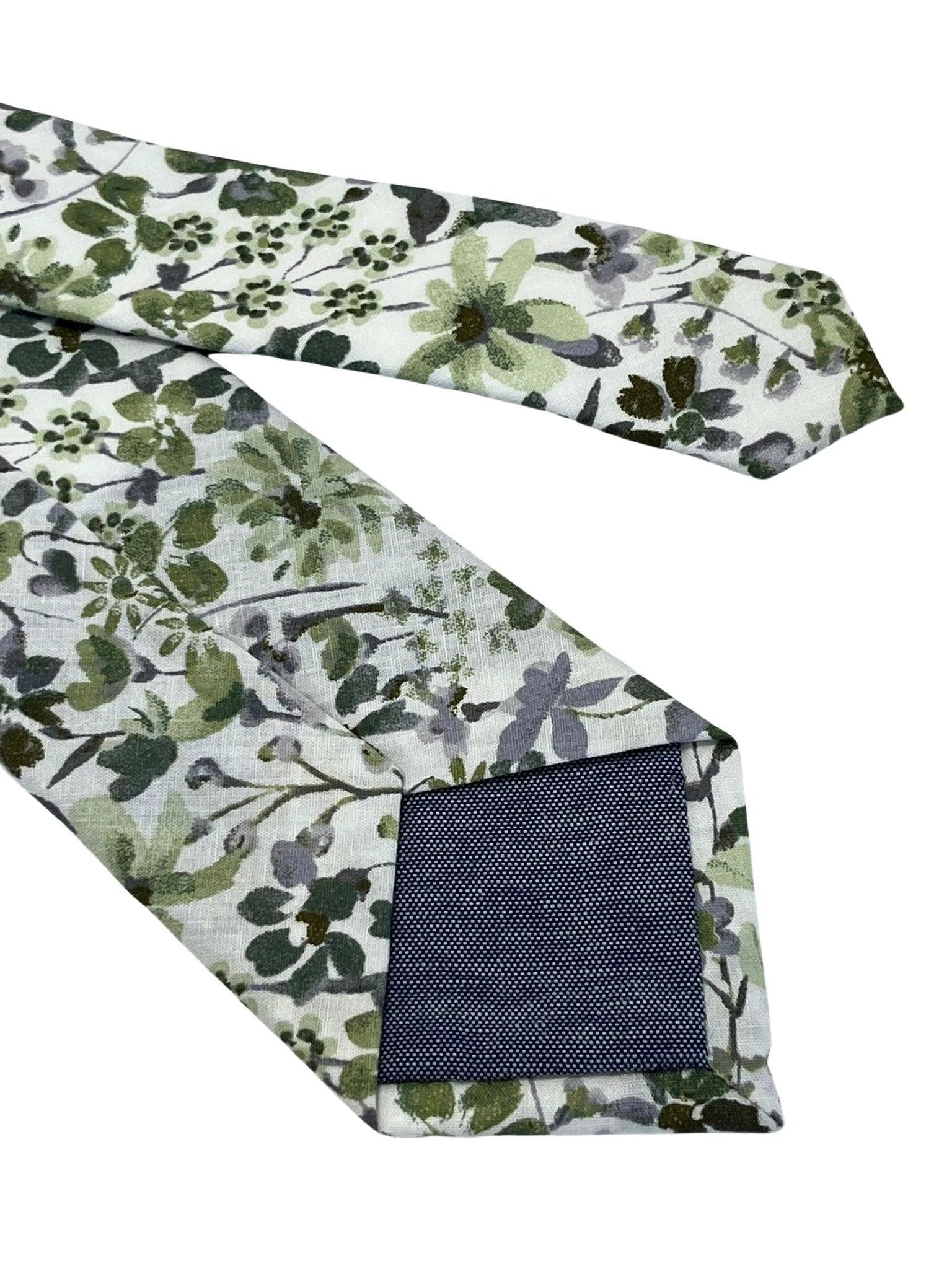 Green And White Tie With Wildflower English Meadow Spring Floral Design - Handmade By Frederick Thomas by Frederick Thomas Handmade Mens Ties