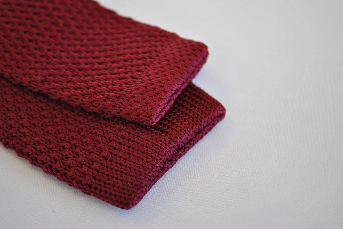 maroon skinny knitted tie with light blue polka dots by Frederick Thomas Handmade Mens Ties